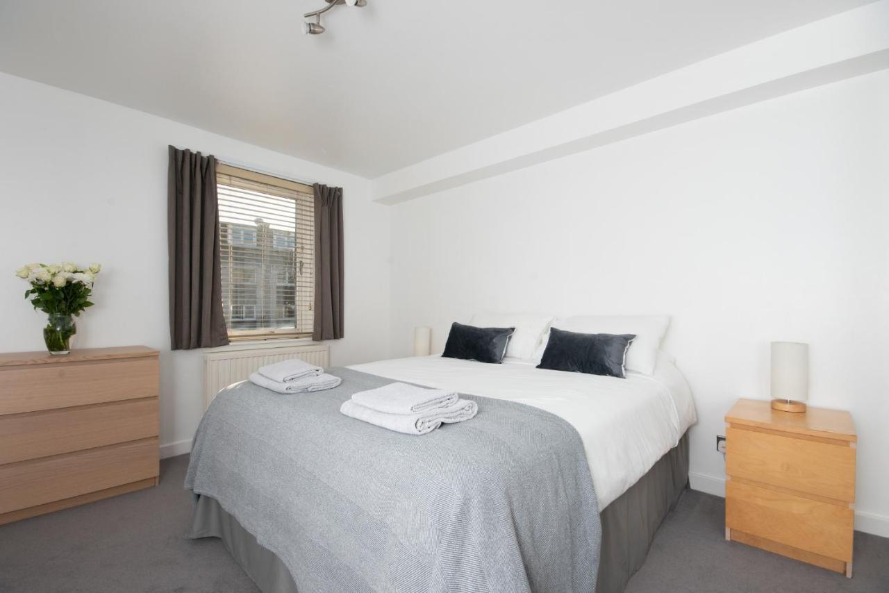 Dwellcome Home Ltd 2 King Beds West End Apt, Half Mile To Union Street Yet Quiet, Free Allocated Parking Space At Rear Entrance & Fast Wifi, Ideal For Long Term Contractor, Corporate, Etc Stays, Regular Housekeeping Option - See Our Site For Assuranc Абердин Экстерьер фото
